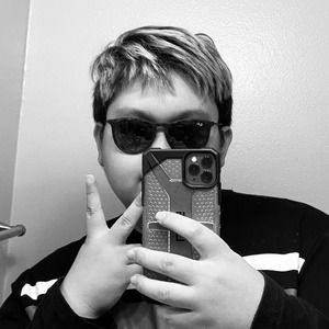 Meet your Posher, Victor jose